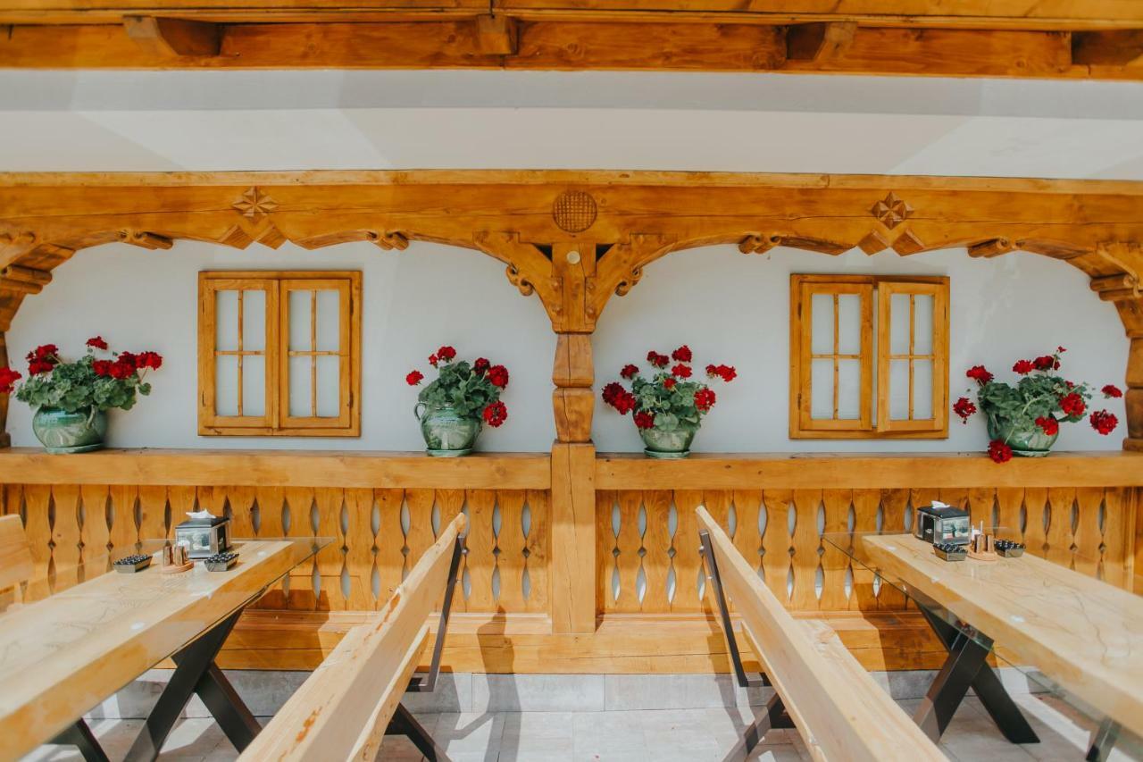 Lostrita - Pastravarie, Hotel & Spa บายามาเร ภายนอก รูปภาพ