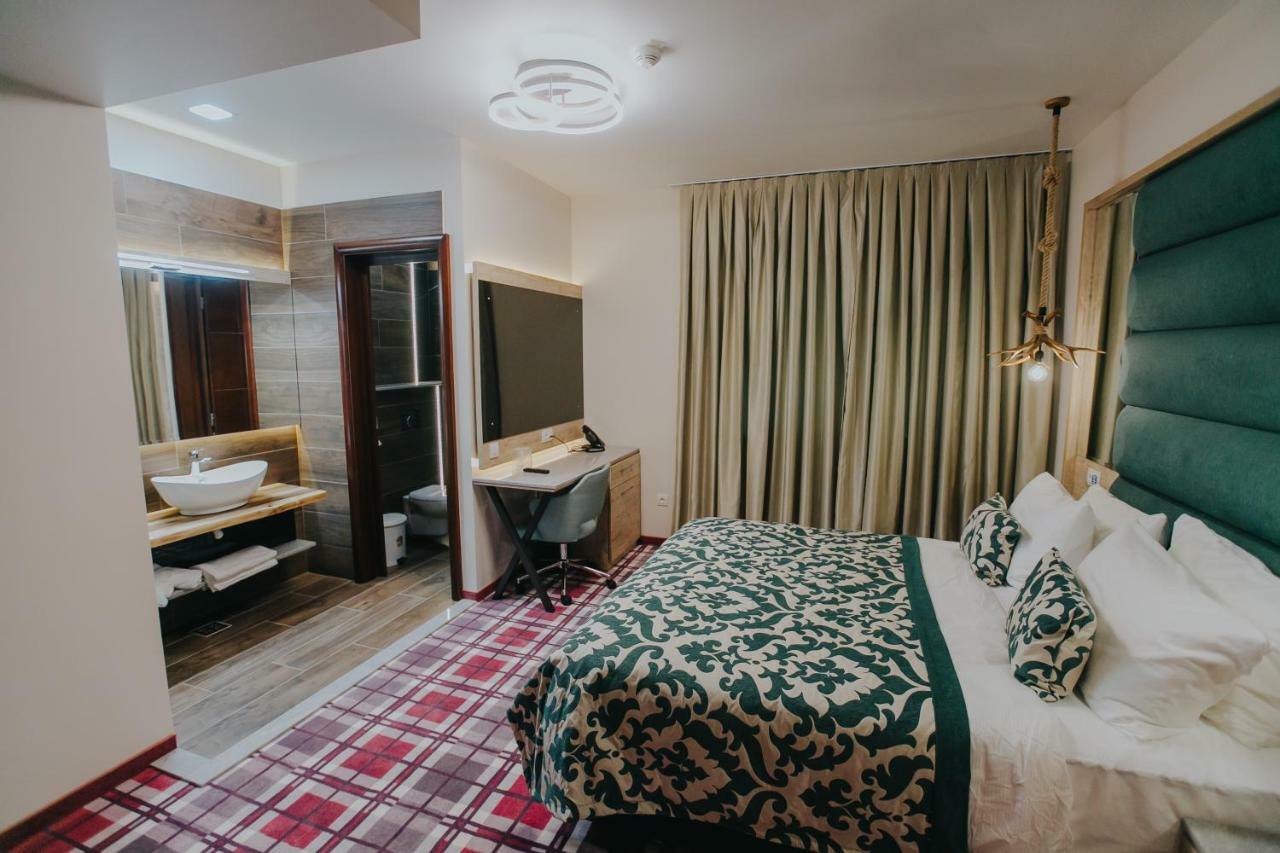 Lostrita - Pastravarie, Hotel & Spa บายามาเร ภายนอก รูปภาพ