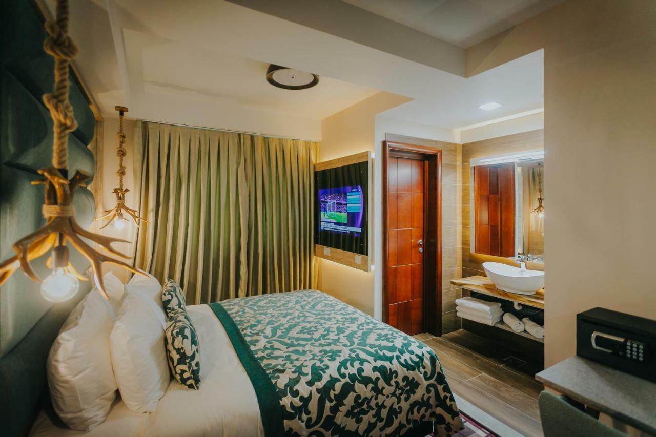 Lostrita - Pastravarie, Hotel & Spa บายามาเร ภายนอก รูปภาพ